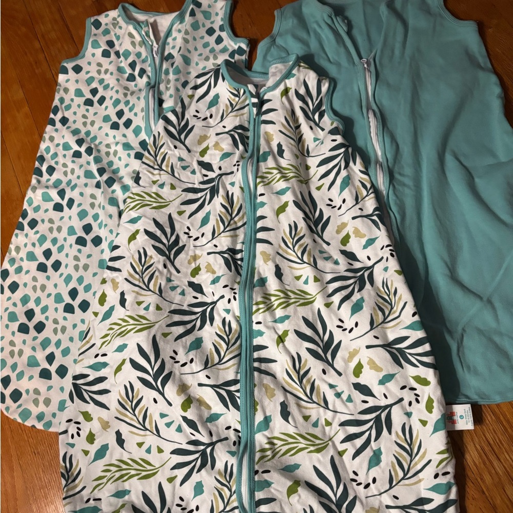 Leafy Green and mint sleep sacks